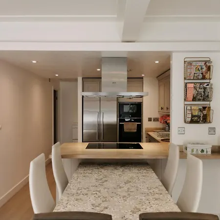 Aparthotel Apartment Holiday Rentals Stratford London Exterior photo
